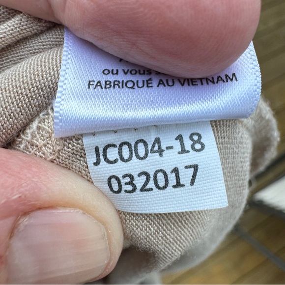 EUC LuLaRoe Randy Women’s Size L 3/4 black striped sleeve Shirt Top solid body - Picture 6 of 7